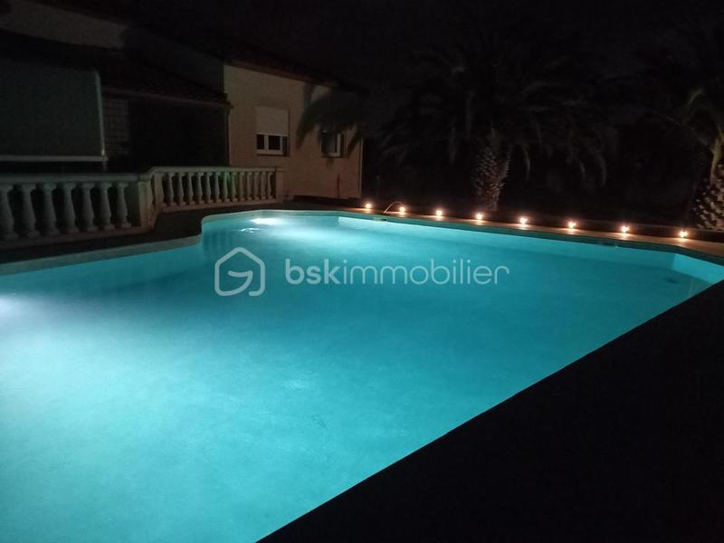 Villa - 180 m² - 6 pièces