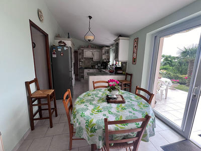 Maison - 131 m² - 4 pièces