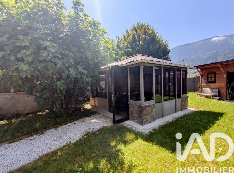 Maison - 127 m² - 6 pièces