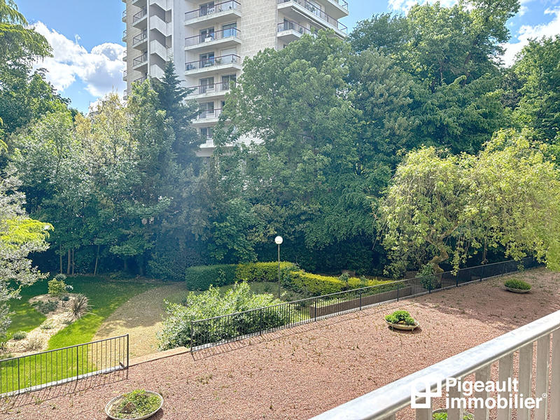 Appartement - 120 m² - 5 pièces