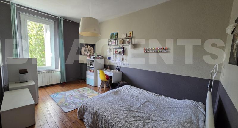 Maison de ville - 180 m² - 7 pièces