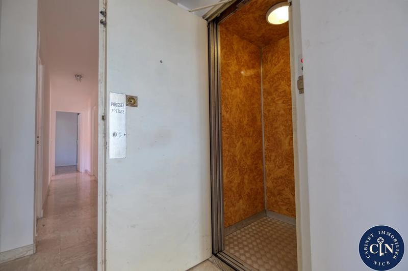 Appartement - 93 m² - 4 pièces