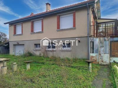 Maison - 85 m² - 4 pièces