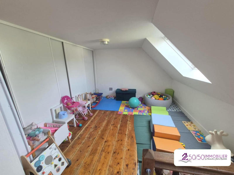 Maison - 81 m² - 5 pièces