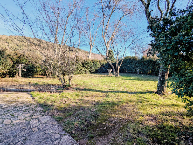 Propriété - 120 m² - 5 pièces