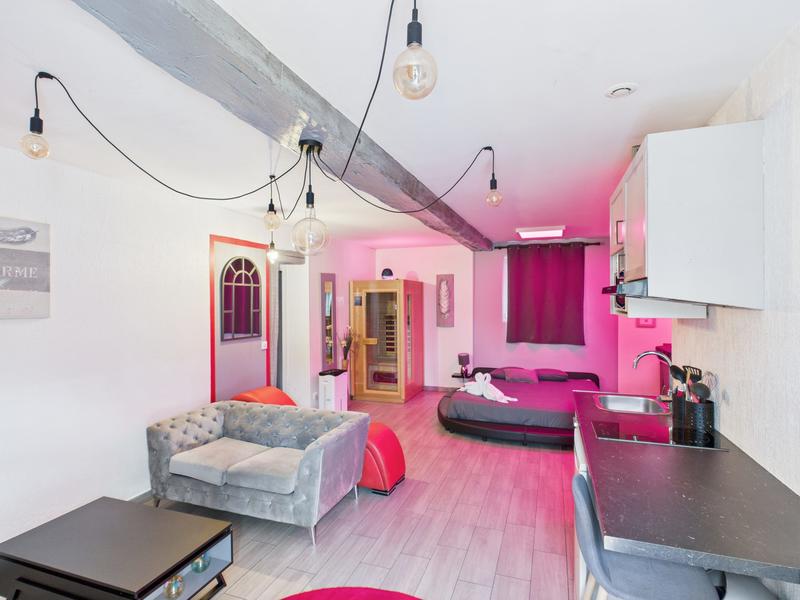 Maison - 600 m² - 7 pièces