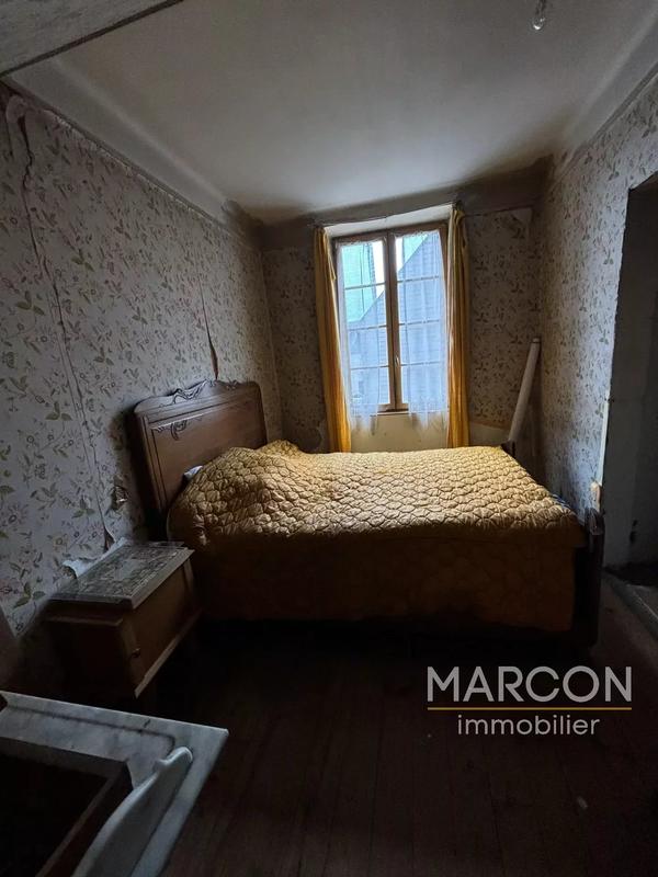 Maison - 149 m² - 8 pièces