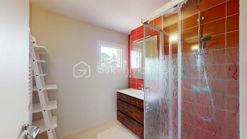 Maison traditionnelle - 171 m² - 5 pièces