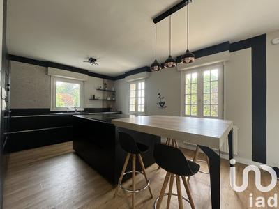 Maison - 152 m² - 8 pièces