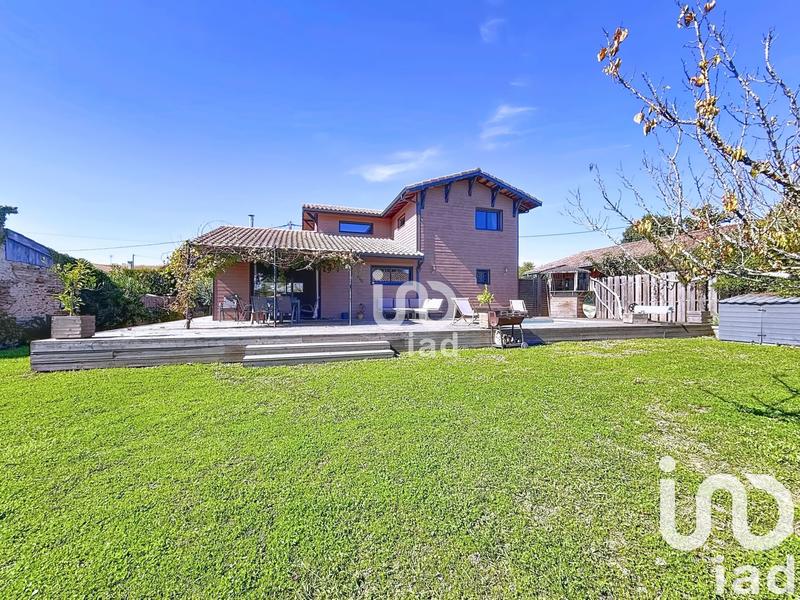 Maison - 180 m² - 6 pièces