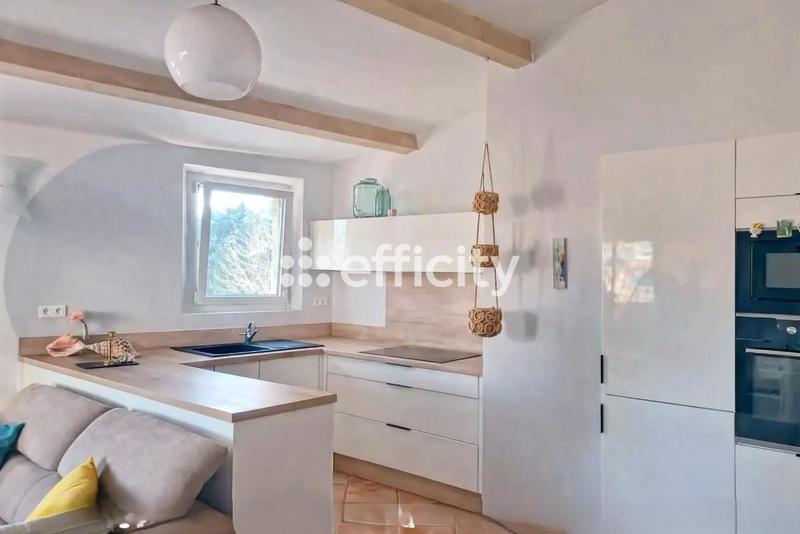 Appartement - 61 m² - 3 pièces