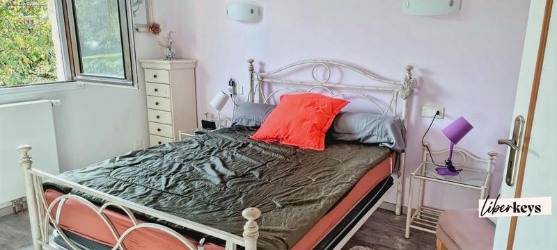 Propriété - 230 m² - 10 pièces