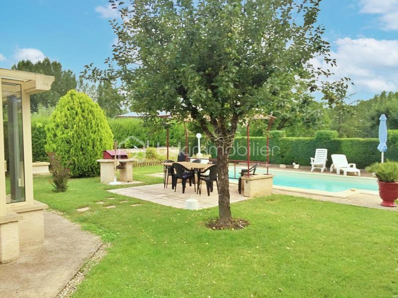 Maison - 106 m² - 5 pièces