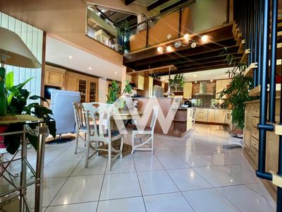 Appartement - 110 m² - 4 pièces