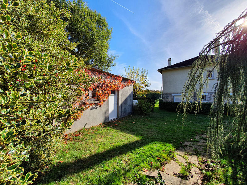 Maison - 102 m² - 5 pièces
