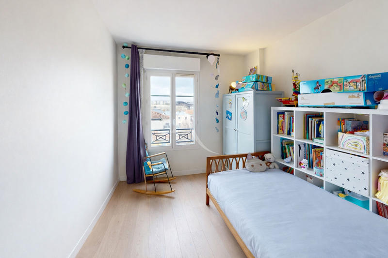 Appartement - 119 m² - 5 pièces