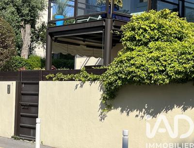 Appartement - 105 m² - 5 pièces