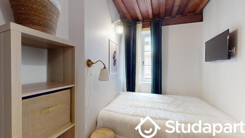 Chambre - 11 m² - 1 pièce