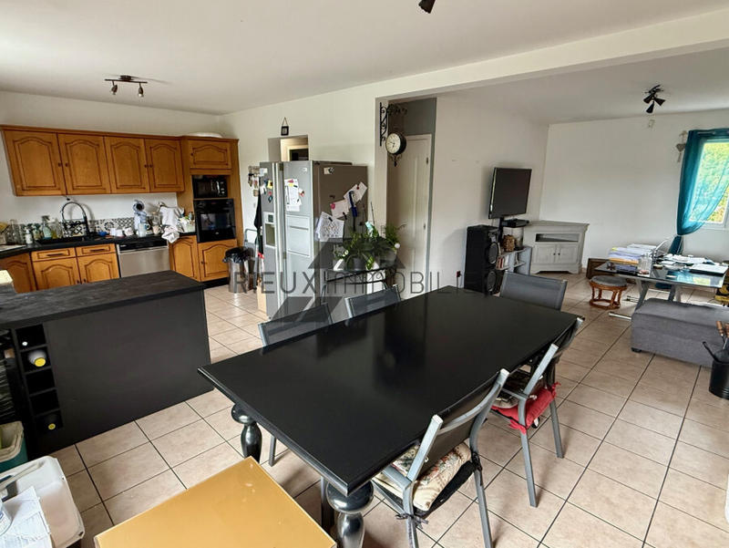 Propriété - 100 m² - 6 pièces