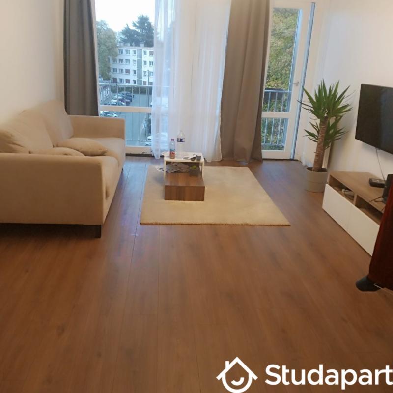 Chambre - 94 m² - 1 pièce