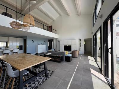 Maison - 187 m² - 7 pièces