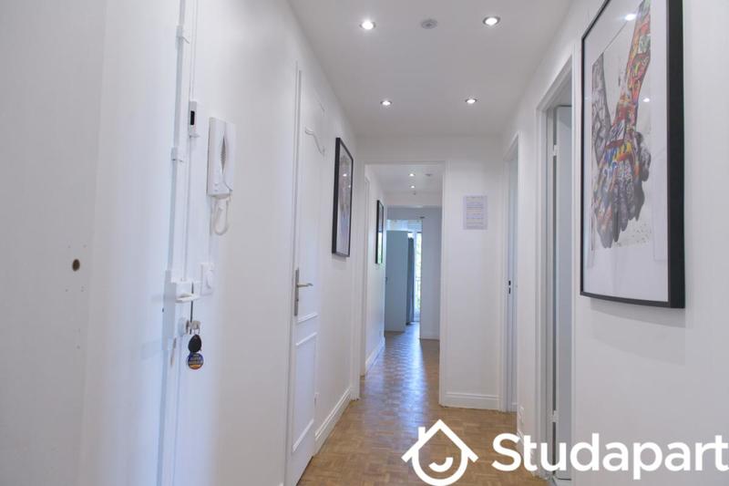 Chambre - 12 m² - 1 pièce