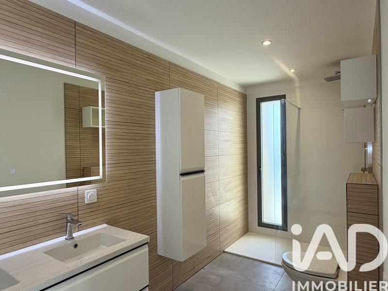 Maison - 198 m² - 5 pièces