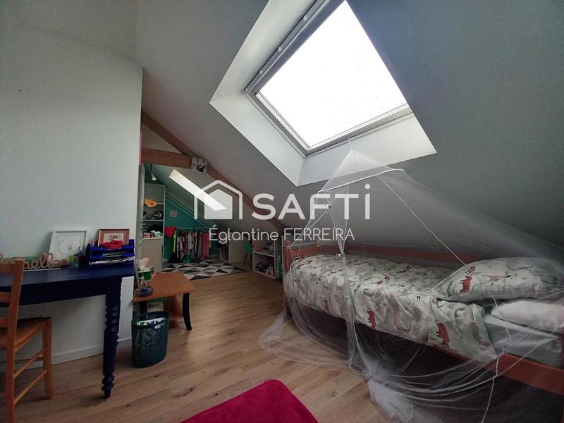 Maison - 566 m² - 15 pièces