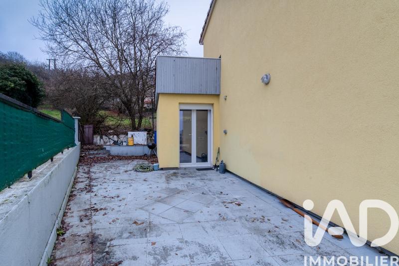 Maison - 104 m² - 5 pièces