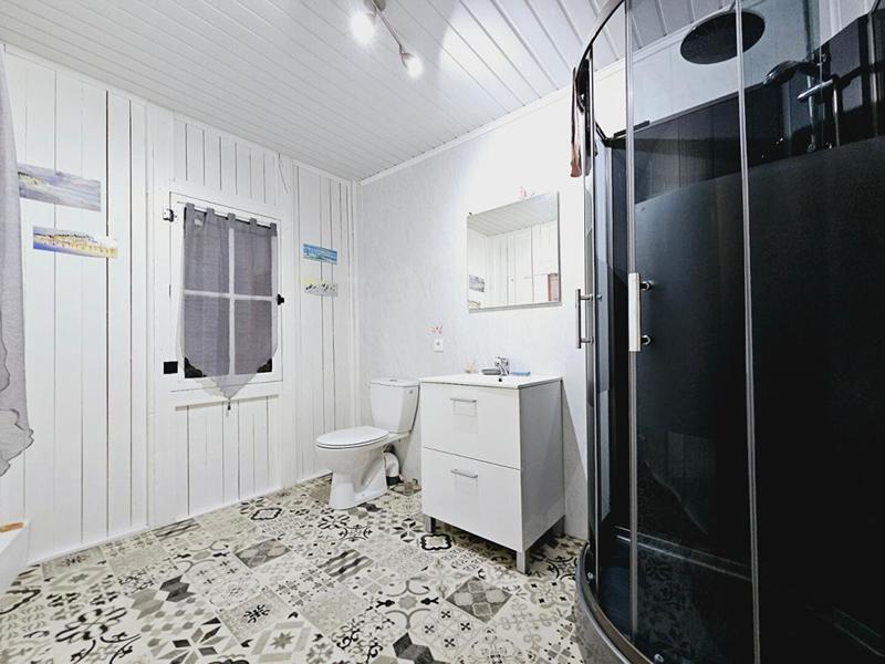 Maison - 208 m² - 6 pièces