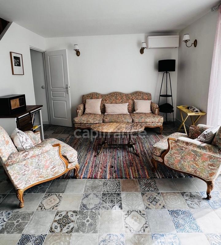 Propriété - 590 m² - 20 pièces