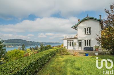 Maison - 96 m² - 4 pièces