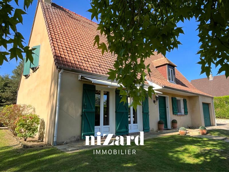 Maison traditionnelle - 171 m² - 7 pièces