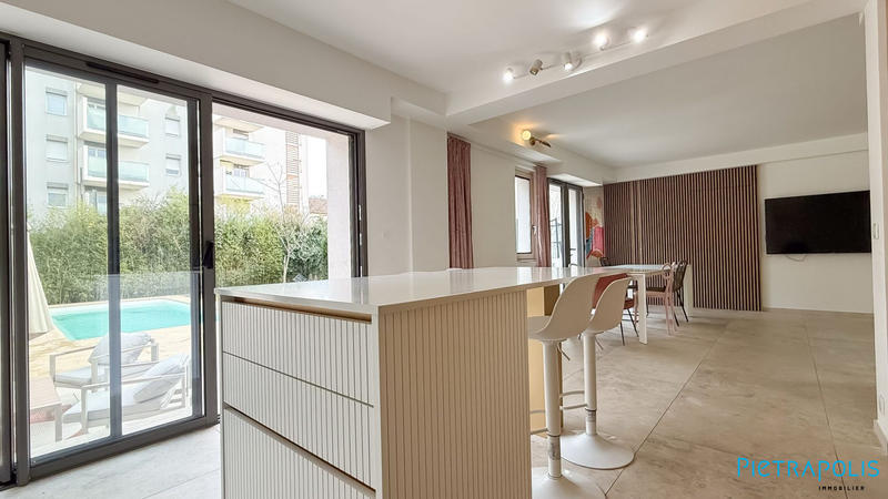 Maison - 150 m² - 6 pièces