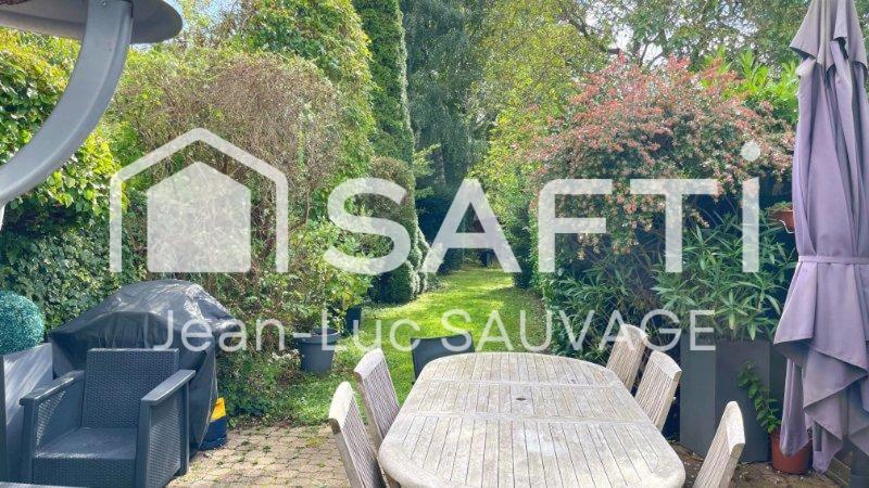 Maison - 160 m² - 5 pièces