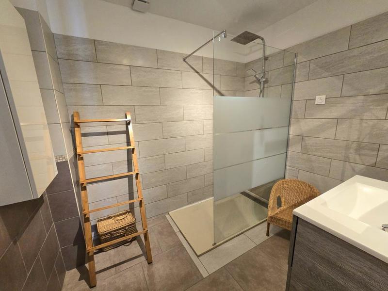 Propriété - 125 m² - 5 pièces