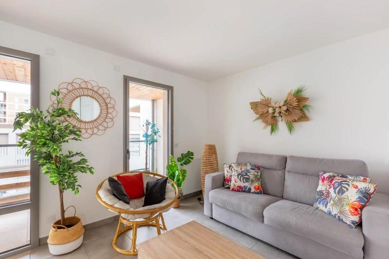 Appartement - 83 m² - 4 pièces