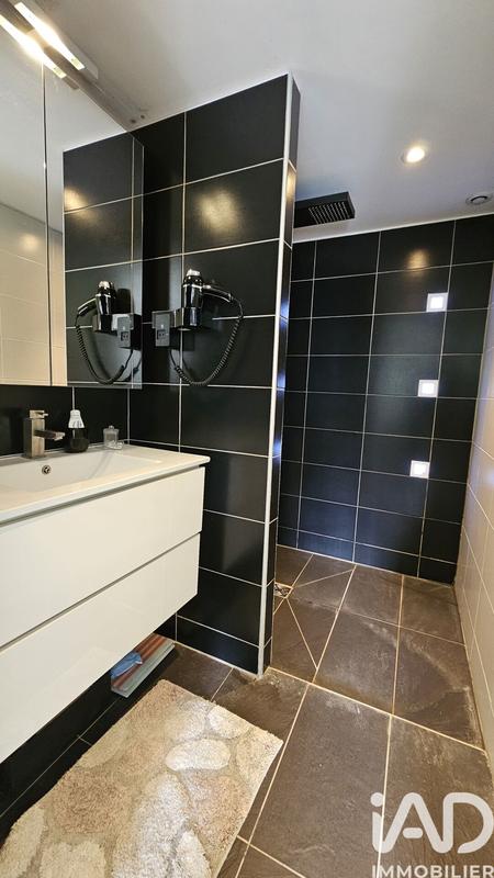 Maison - 197 m² - 6 pièces