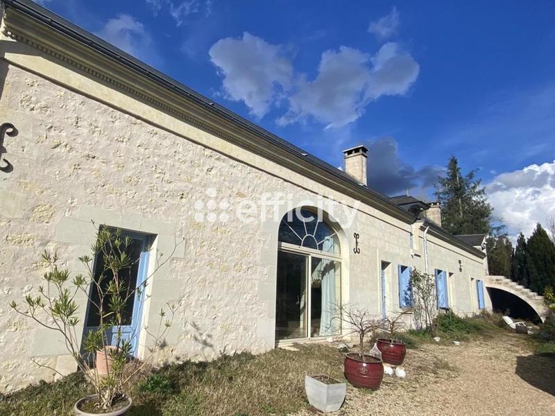 Maison - 230 m² - 9 pièces