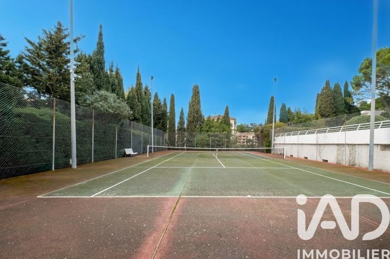 Appartement - 92 m² - 3 pièces