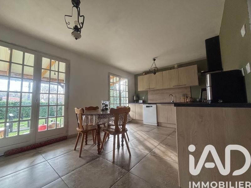 Maison - 122 m² - 4 pièces