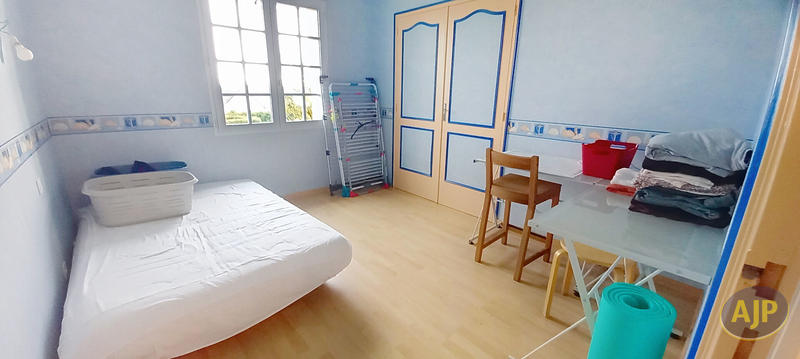 Maison - 160 m² - 7 pièces