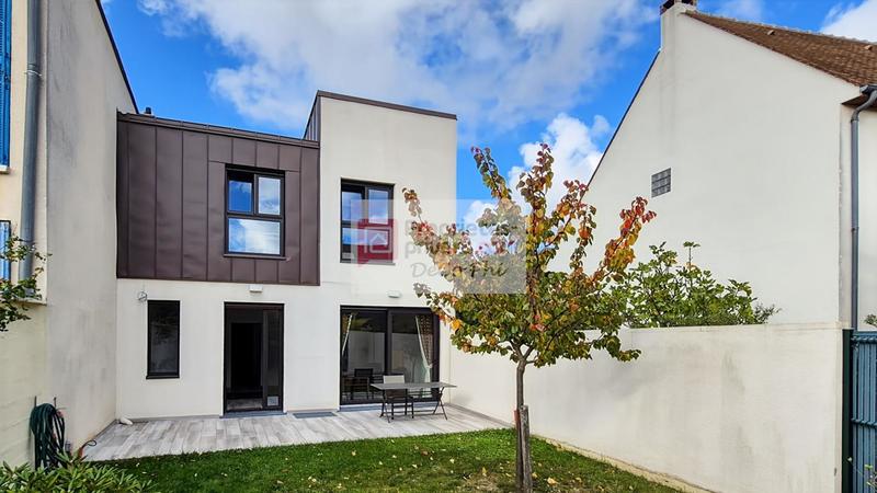 Maison - 112 m² - 5 pièces