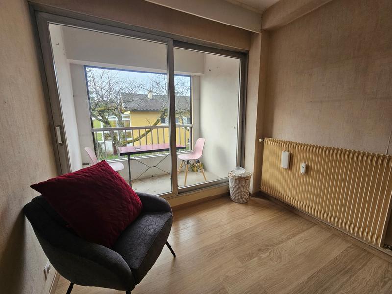 Appartement - 86 m² - 4 pièces
