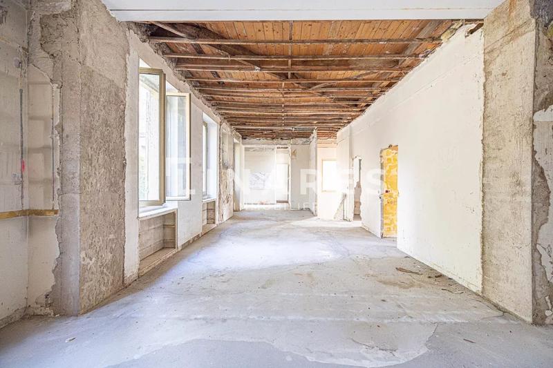 Hôtel particulier - 330 m² - 8 pièces