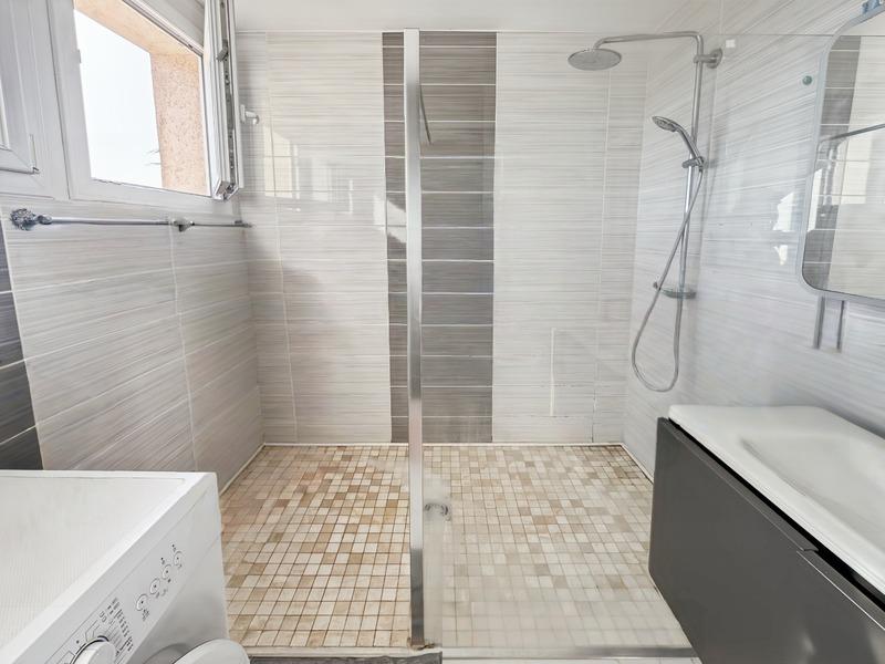 Maison - 182 m² - 7 pièces