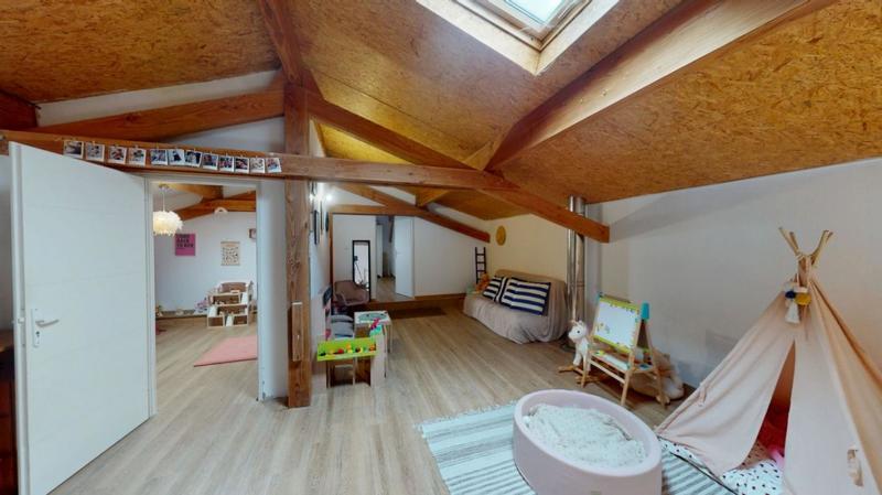 Maison - 197 m² - 5 pièces