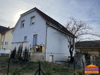 Maison - 102 m² - 6 pièces