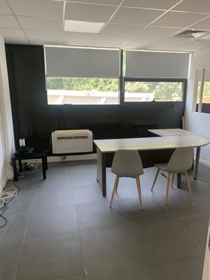 Local commercial - 151 m² - 5 pièces