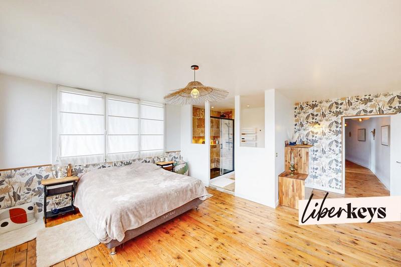 Duplex - 197 m² - 7 pièces